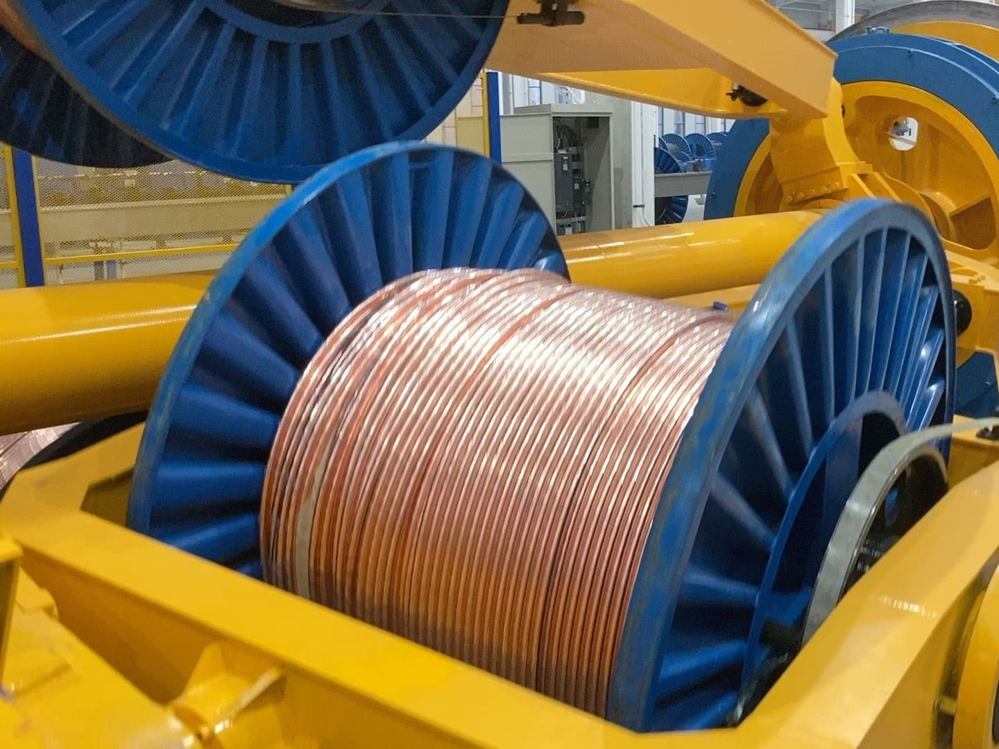 金福友電纜-產品生產基地